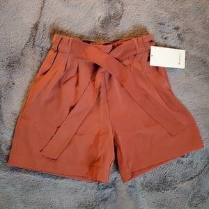 Lululemon Shorts NWT